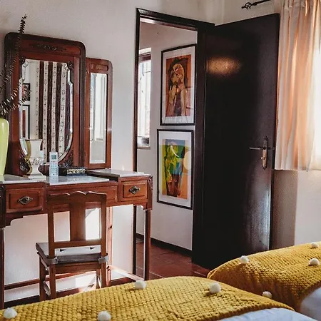 Art & History House In * Όμπιδος