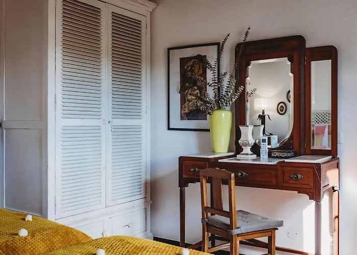 Art & History House In Όμπιδος